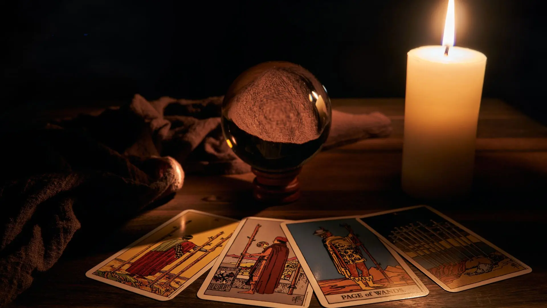 Contenido de tarot en TikTok